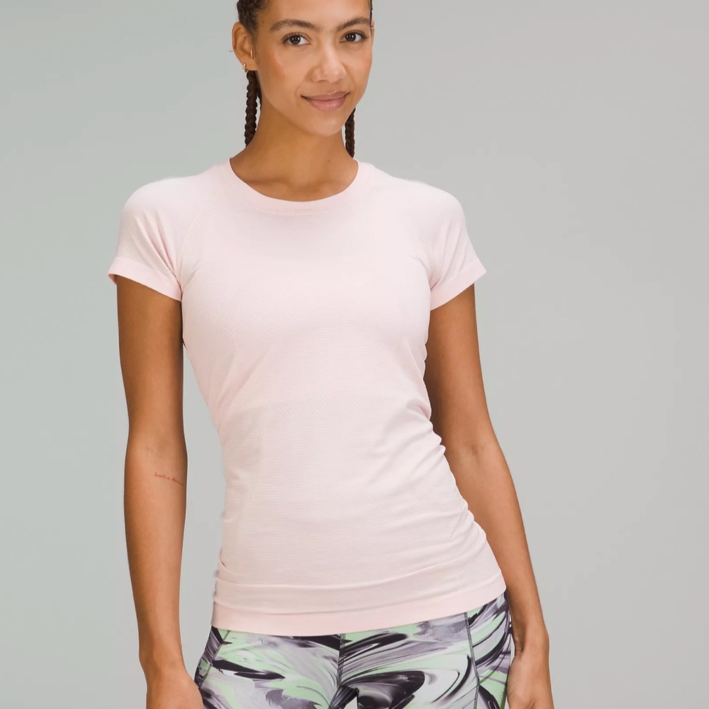 Lululemon Swiftly Tech Short Sleeve Shirt 2.0 Strawberry Milkshake Sz 4 New NWT